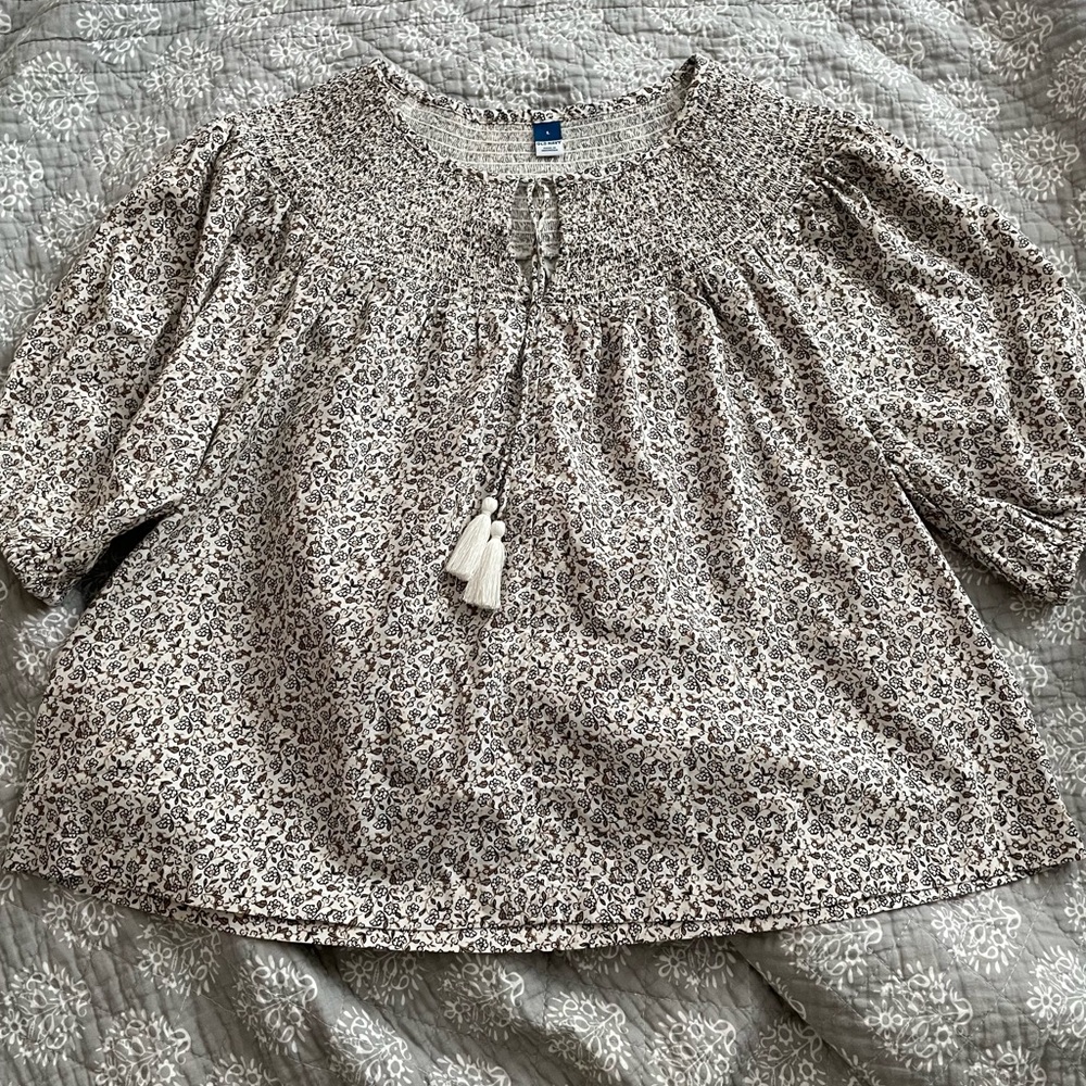 Old Navy Peasant Top